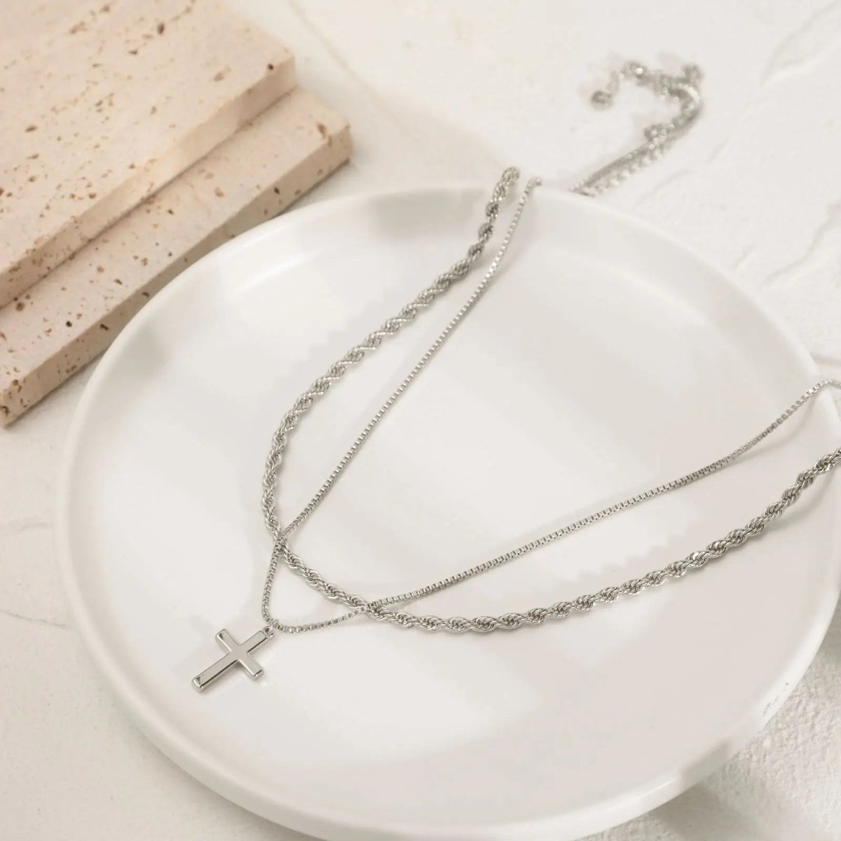 Kyerlyn Dainty Cross Necklaces - KYERLYN