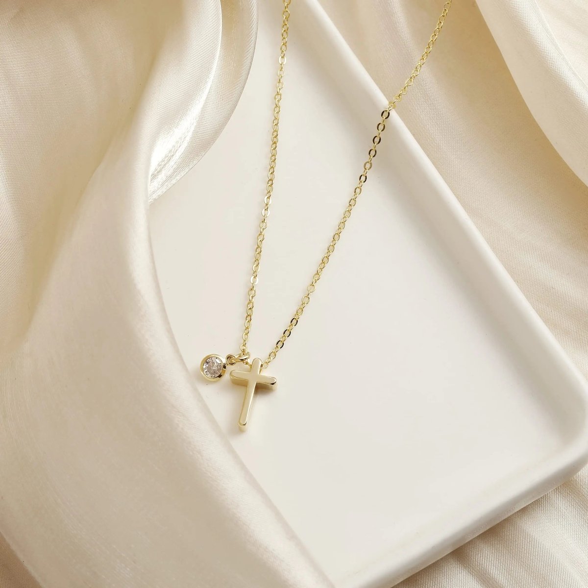 Kyerlyn Dainty Cross Necklaces - KYERLYN