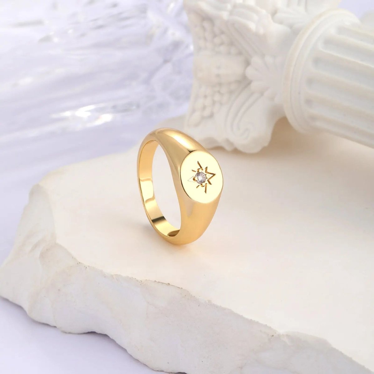 Kyerlyn Gold Engraved Rings with Flower Size 6 to 9 - KYERLYN